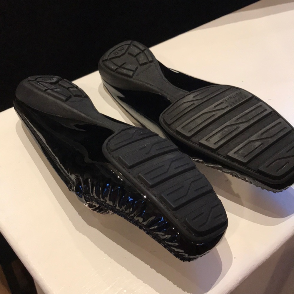 Start Weitzman Black Patent Slides - image 4